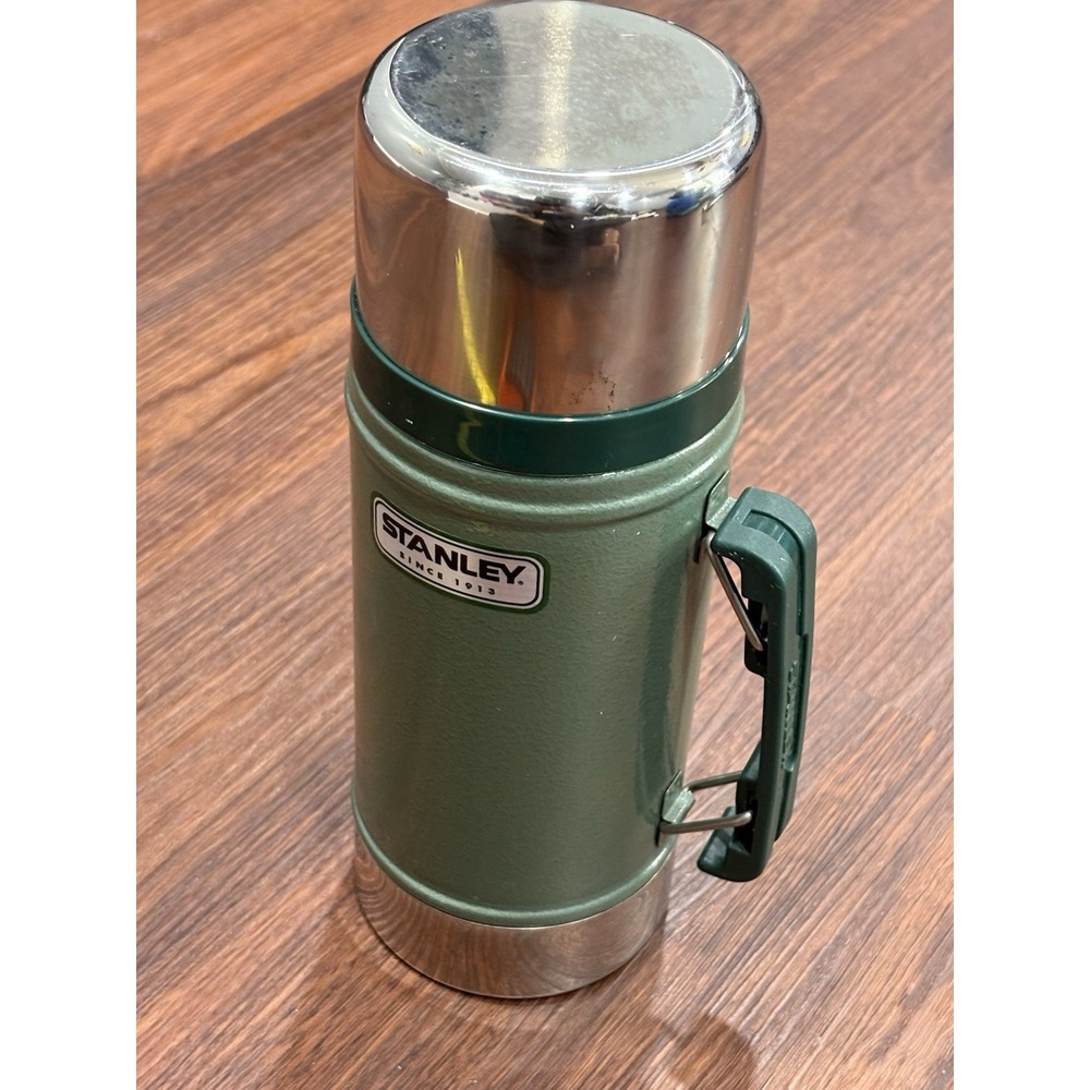 Stanley Classic Wide Mouth 24 Oz‎ Vacuum Bottle Thermos Green